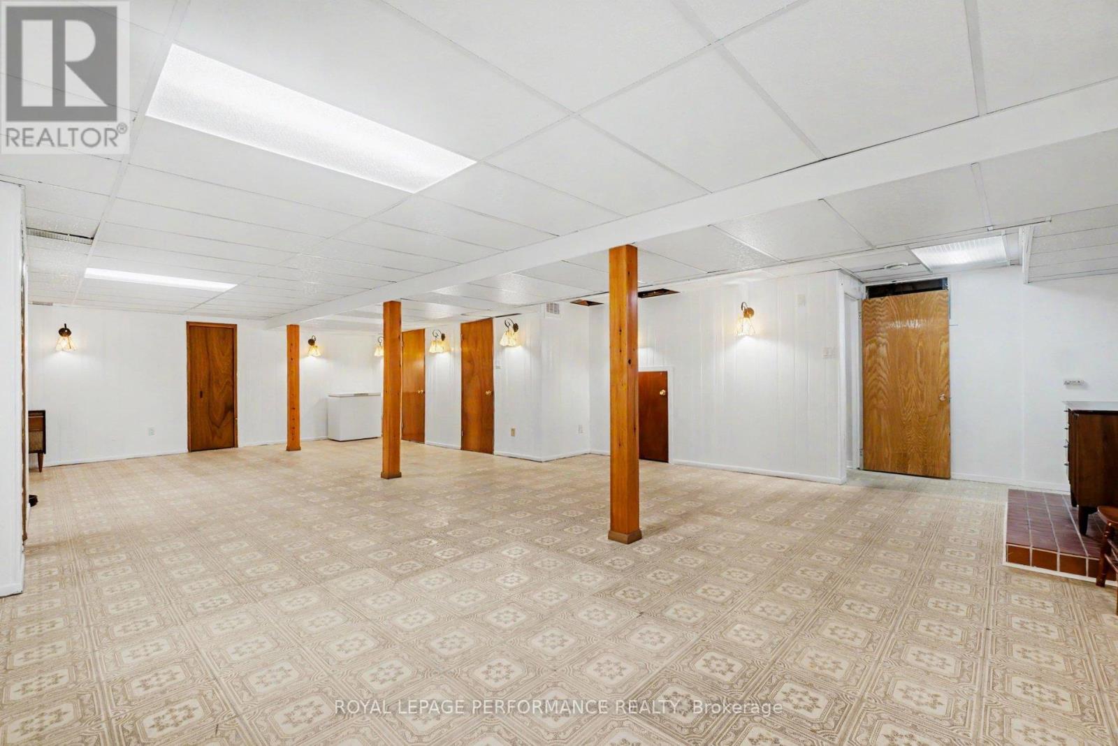 1599 MAXIME STREET - 25