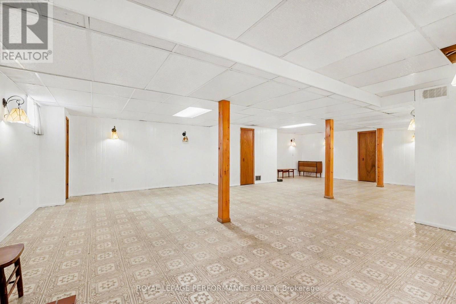 1599 MAXIME STREET - 26