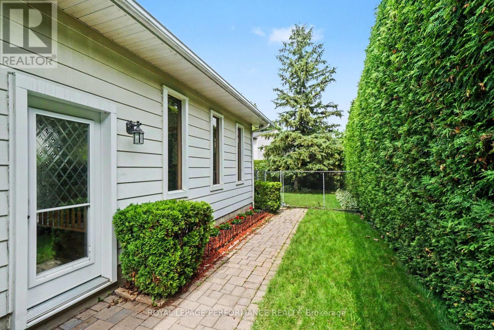 1599 MAXIME STREET - 28