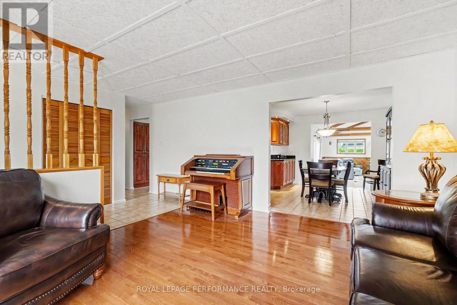 1599 MAXIME STREET - 5