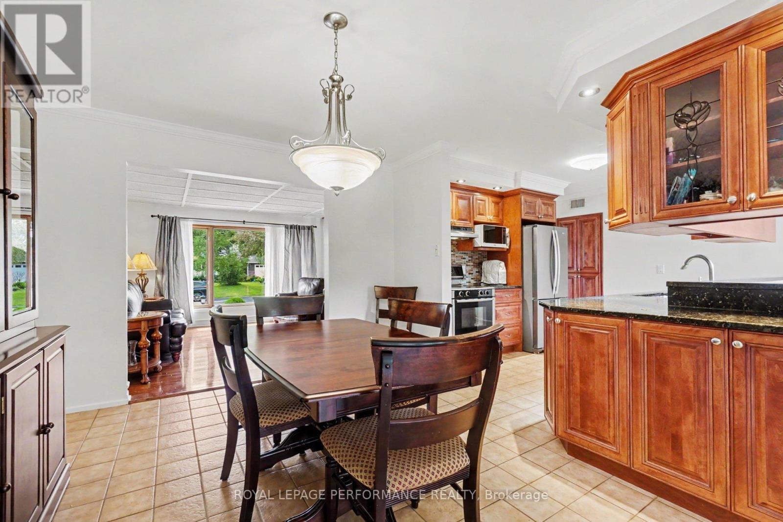 1599 MAXIME STREET - 9