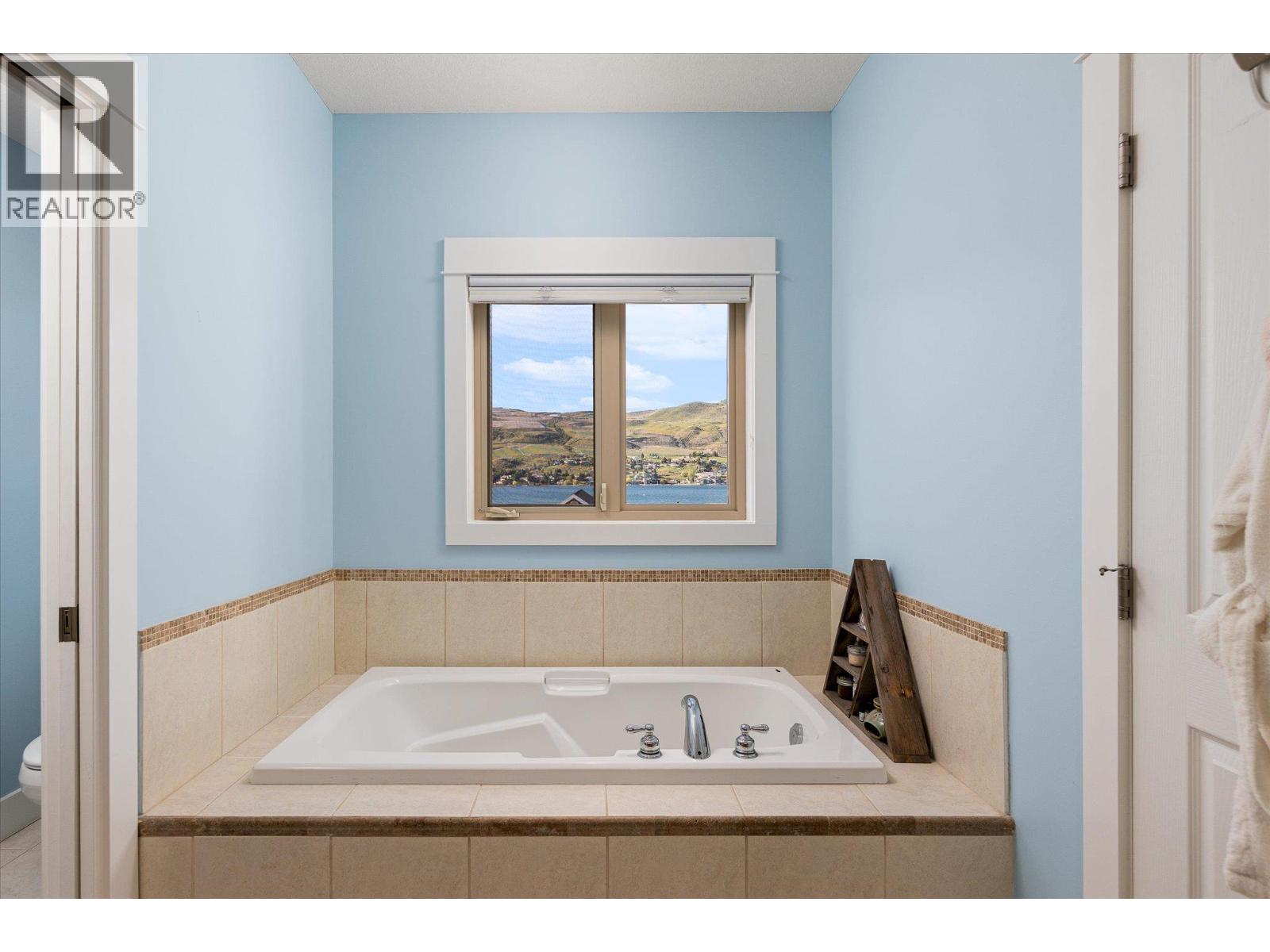 #14 7769 Okanagan Landing Road - 30