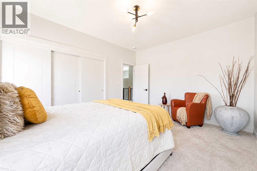 367 Sterling Crescent SE — photo 16