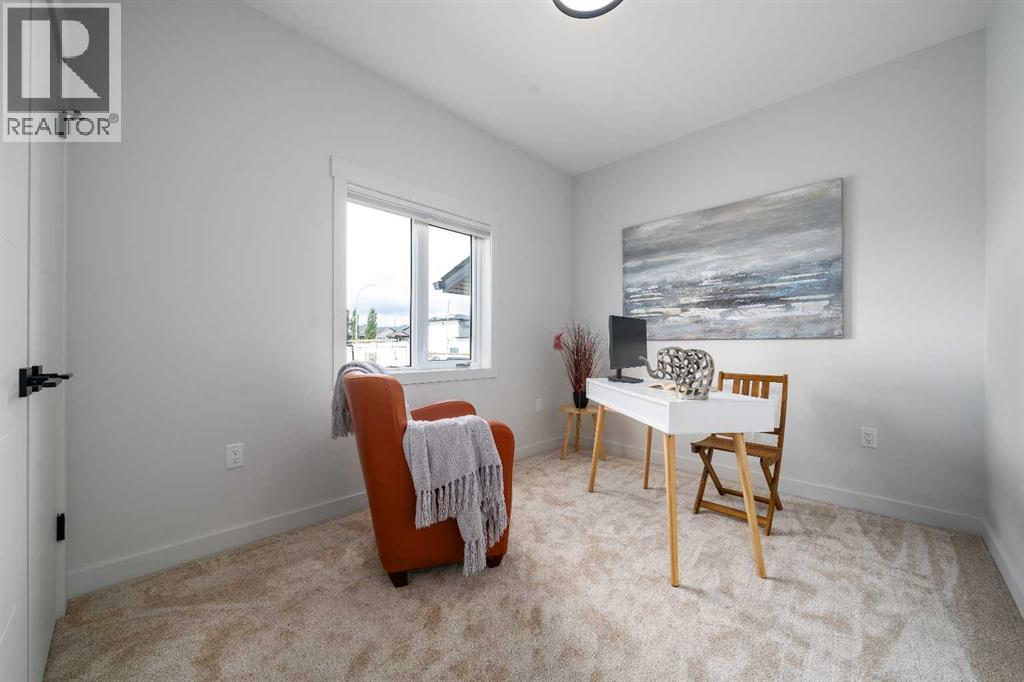 367 Sterling Crescent SE — photo 18
