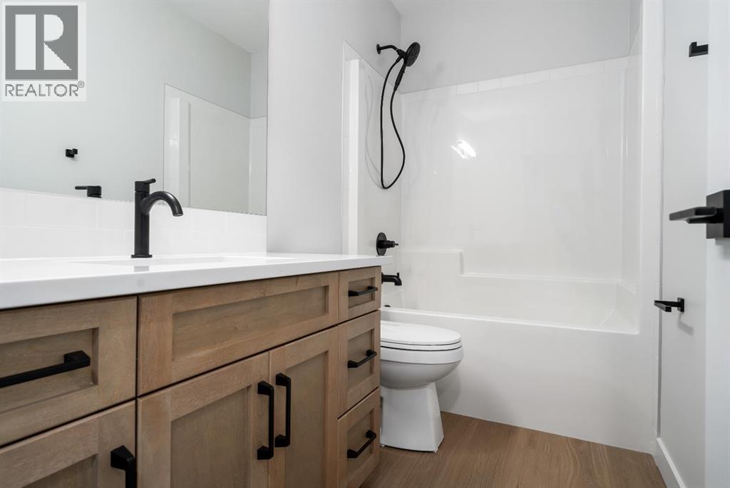 367 Sterling Crescent SE — photo 29