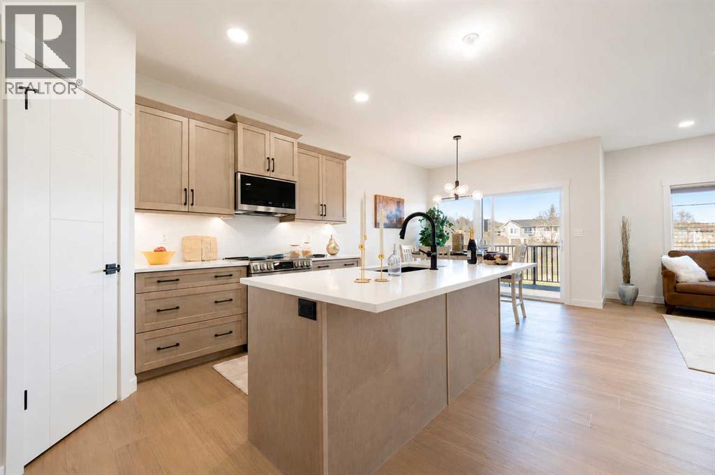 367 Sterling Crescent SE — photo 6