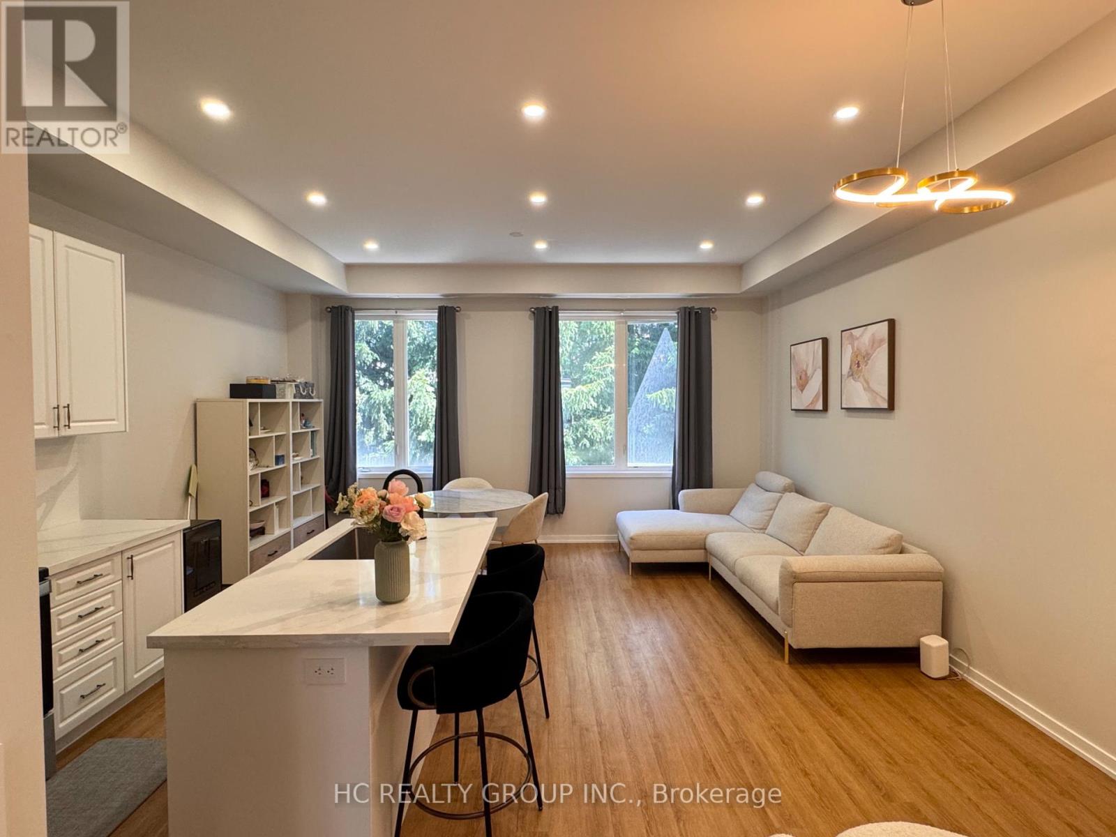 58 PANTHEON LANE - 5
