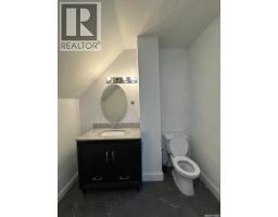 2109 20th Street, Saskatoon, SK S7M1A7 Photo 10
