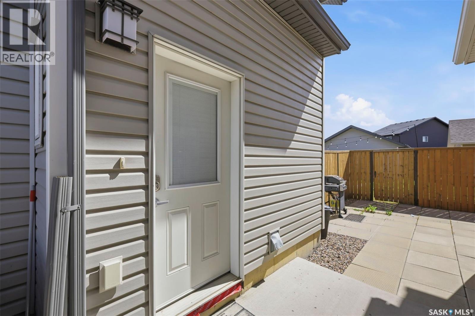 115 Tweed LANE — photo 31