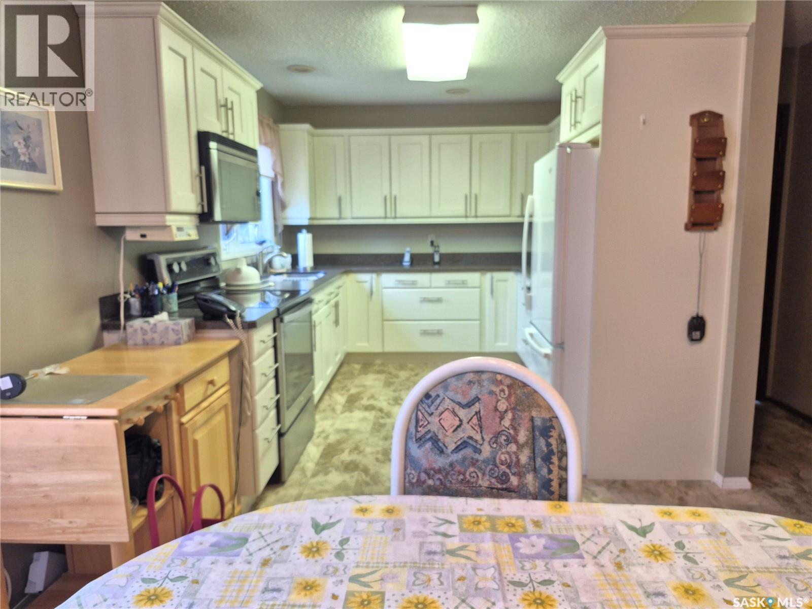 566 Dieppe DRIVE - photo 3