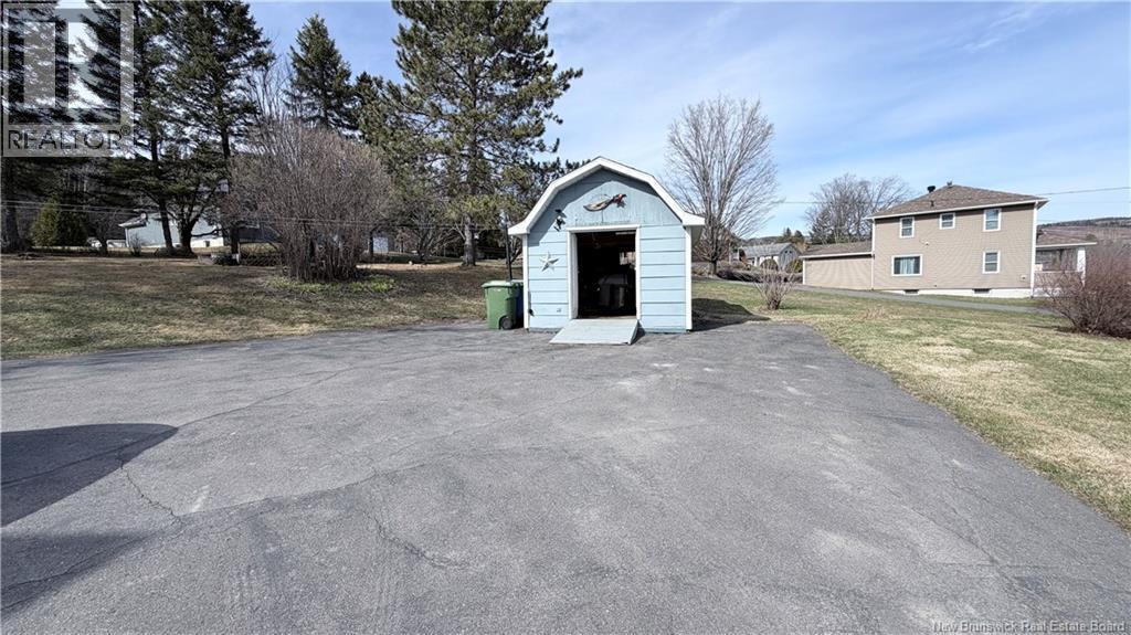 1437 Principale Street - 30
