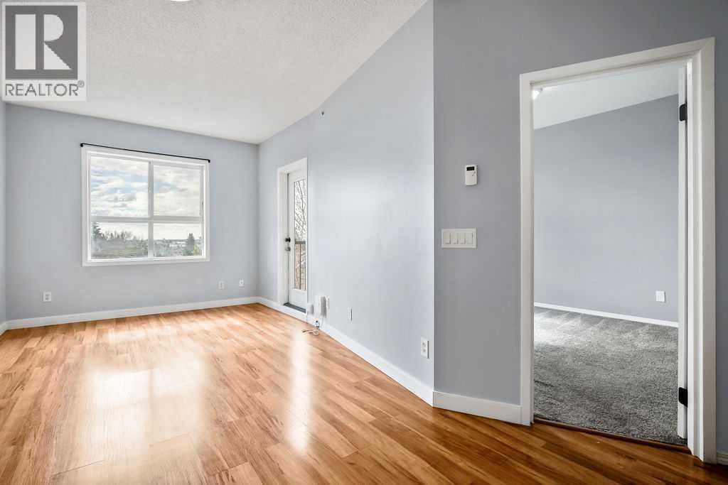 #4301 73 Erin Woods Court SE - 17
