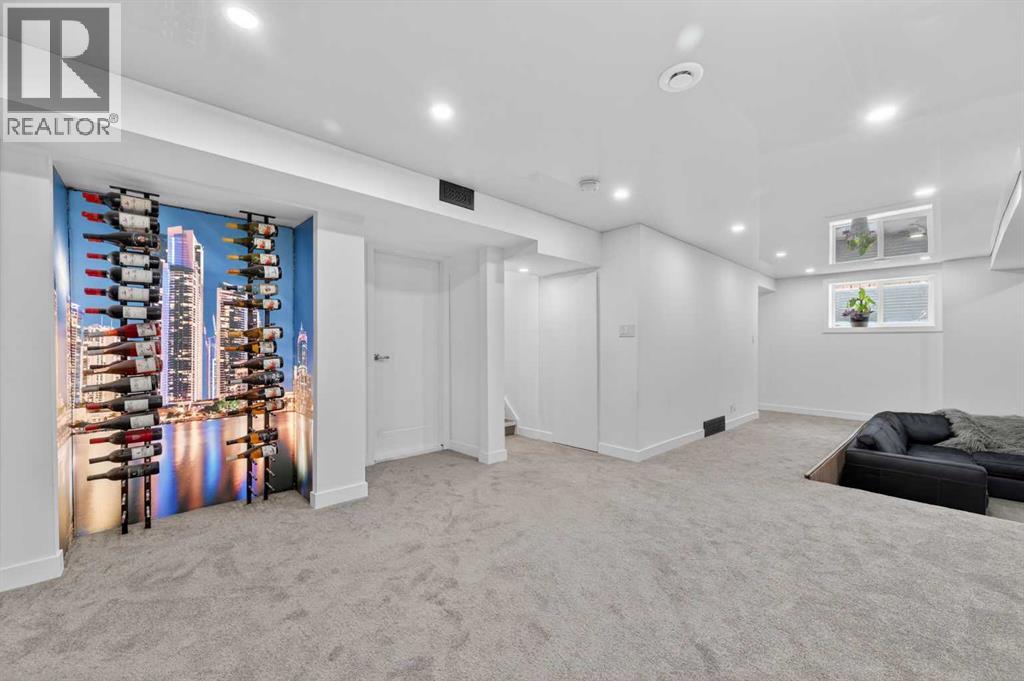 1423 18 Street NE - 35