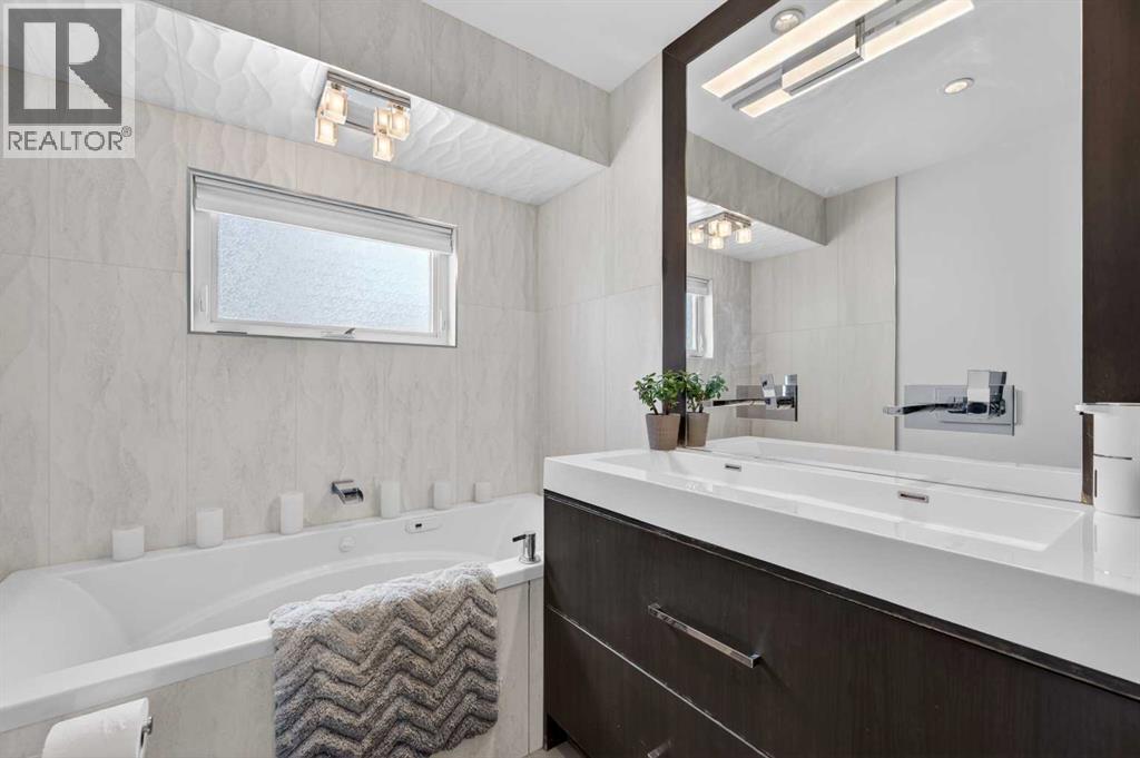1423 18 Street NE - 30