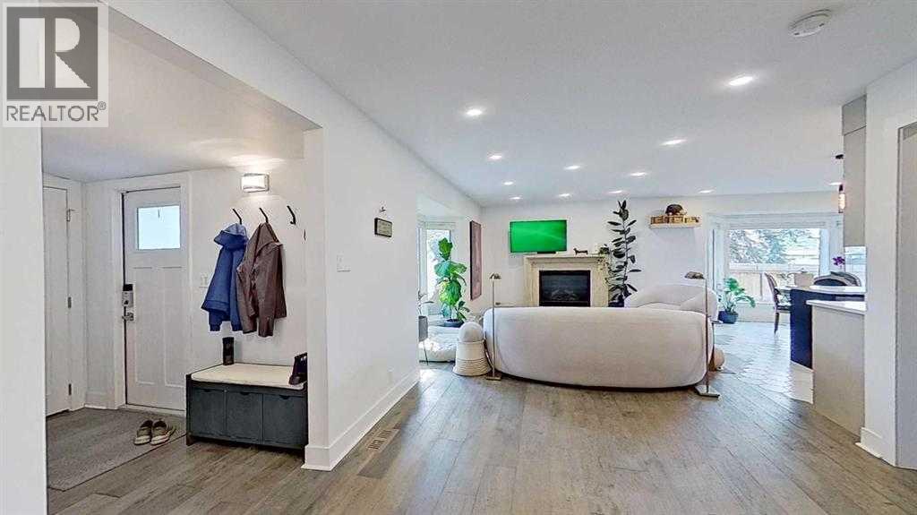 1423 18 Street NE - 14