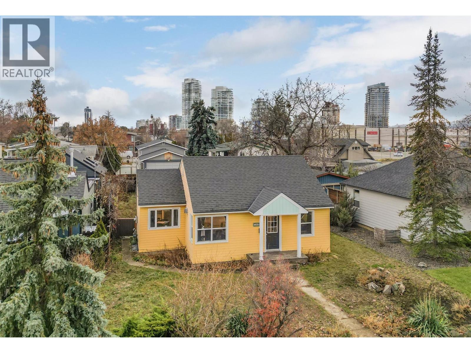541 Okanagan Boulevard - 1
