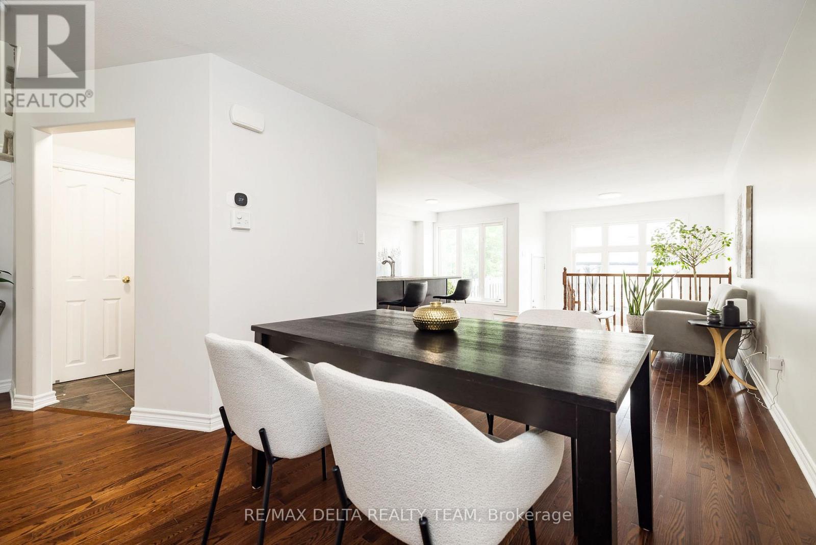 616 SPIKEMOSS PLACE - 2