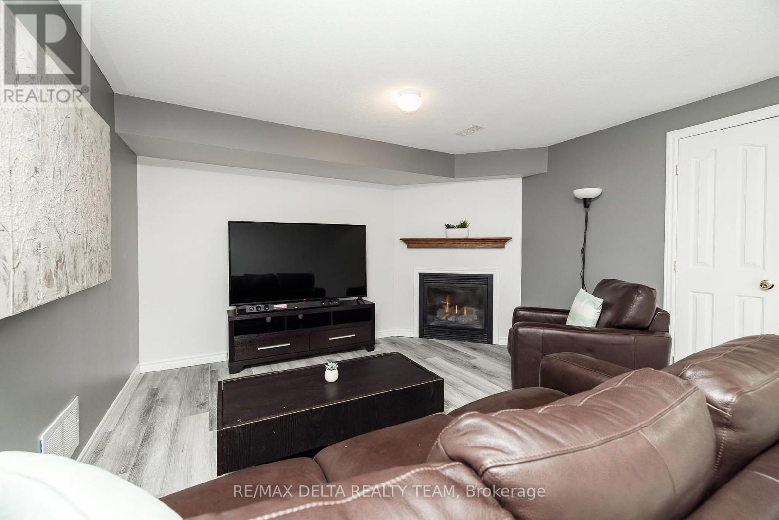 616 SPIKEMOSS PLACE - 28