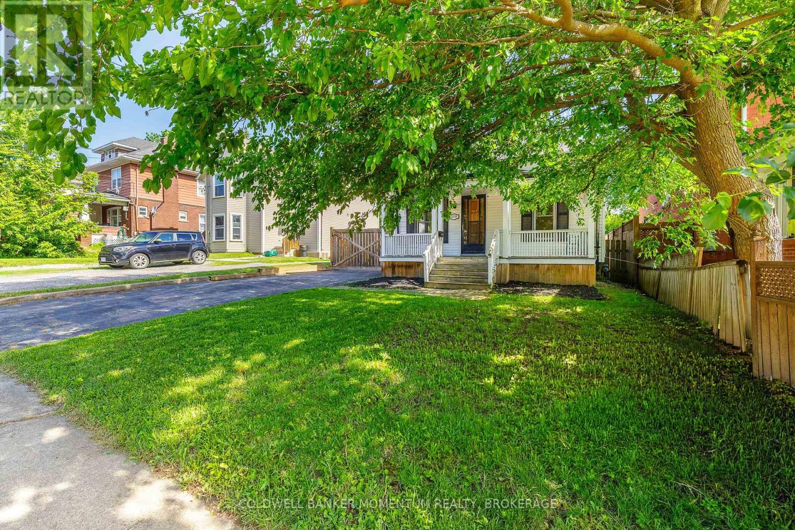 4319 SENECA STREET - 3