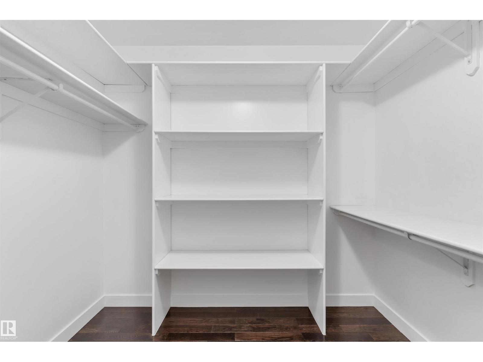 #1901 10388 105 ST NW - 35