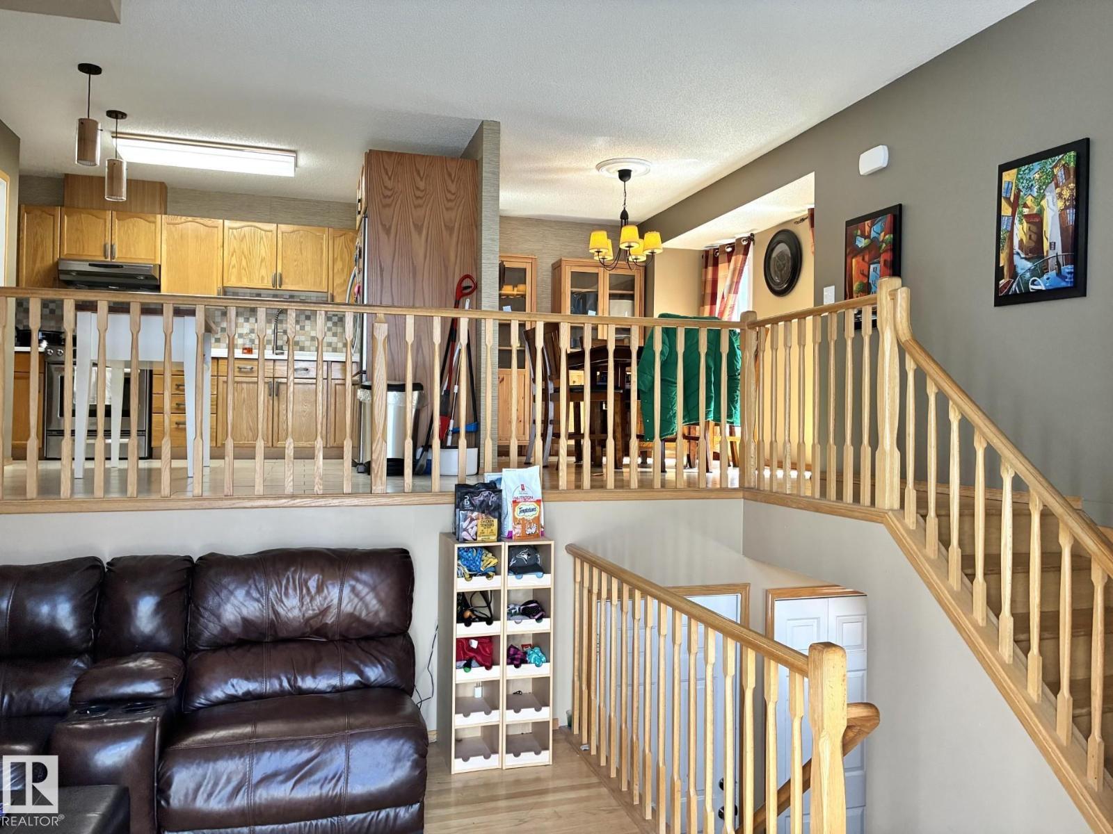 1248 48 ST NW - 8
