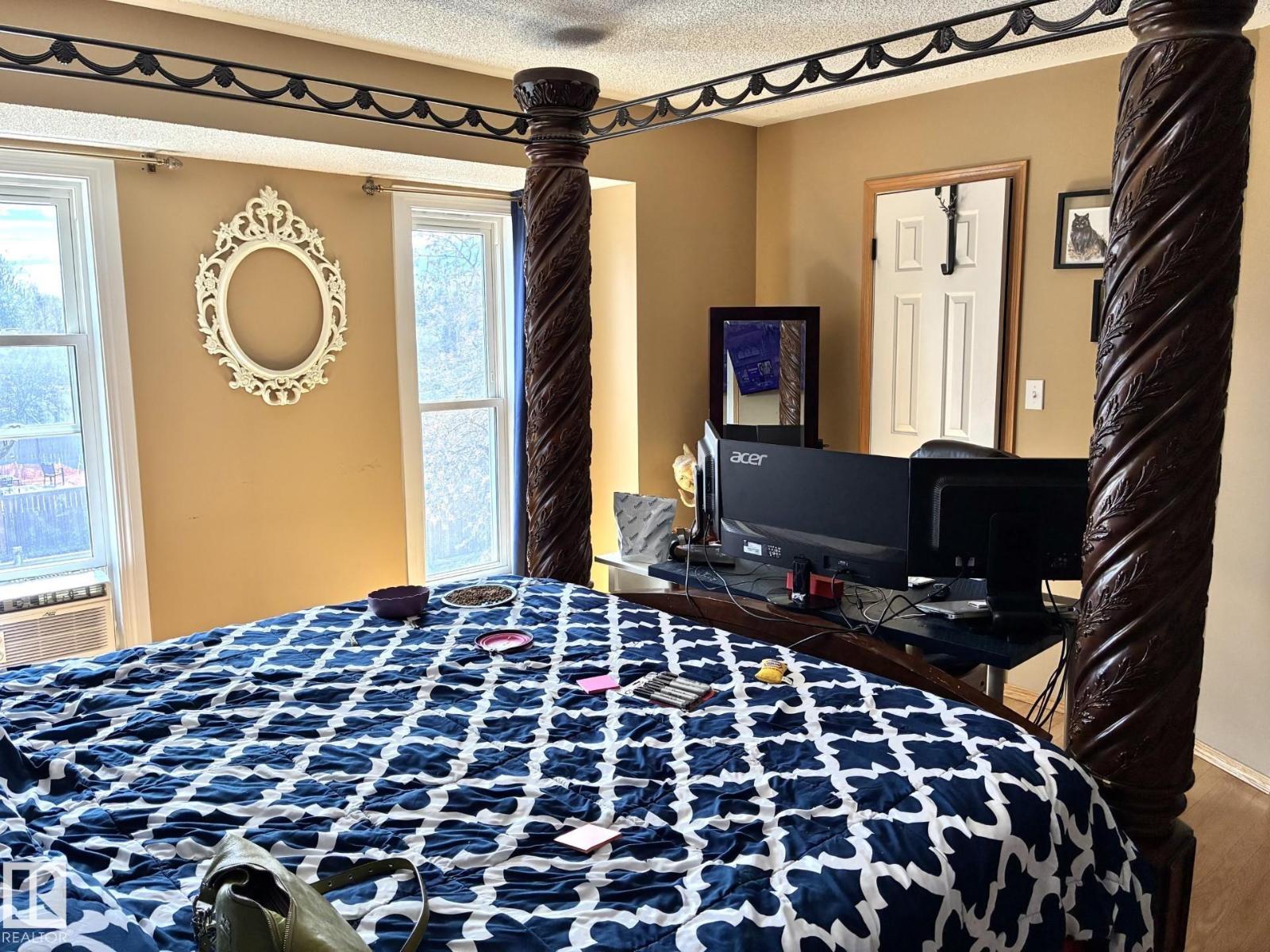 1248 48 ST NW - 18