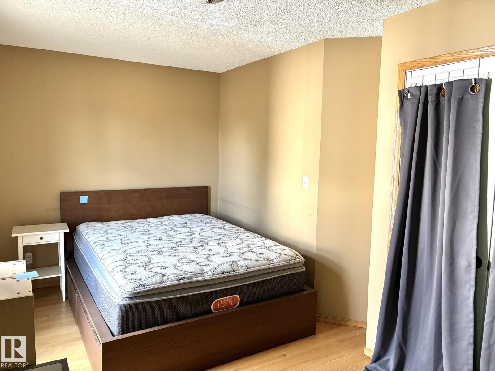 1248 48 ST NW - 23
