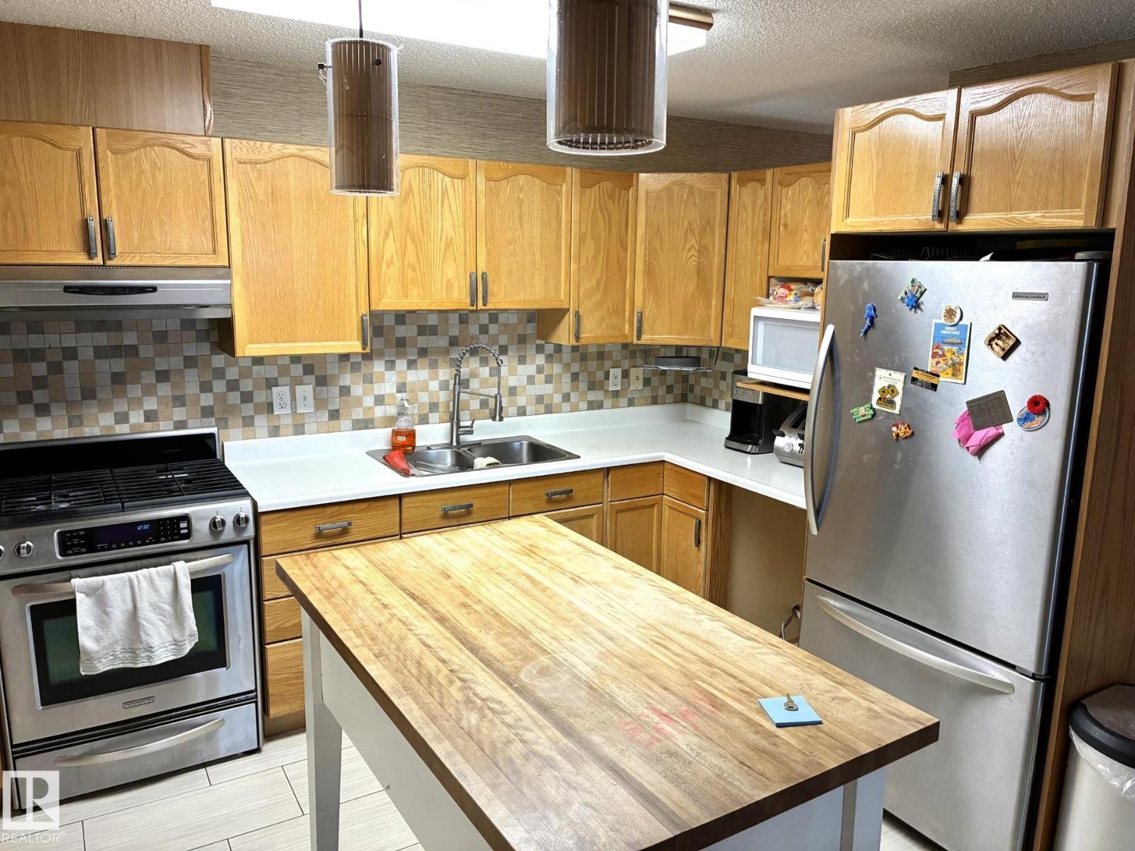 1248 48 ST NW - 14