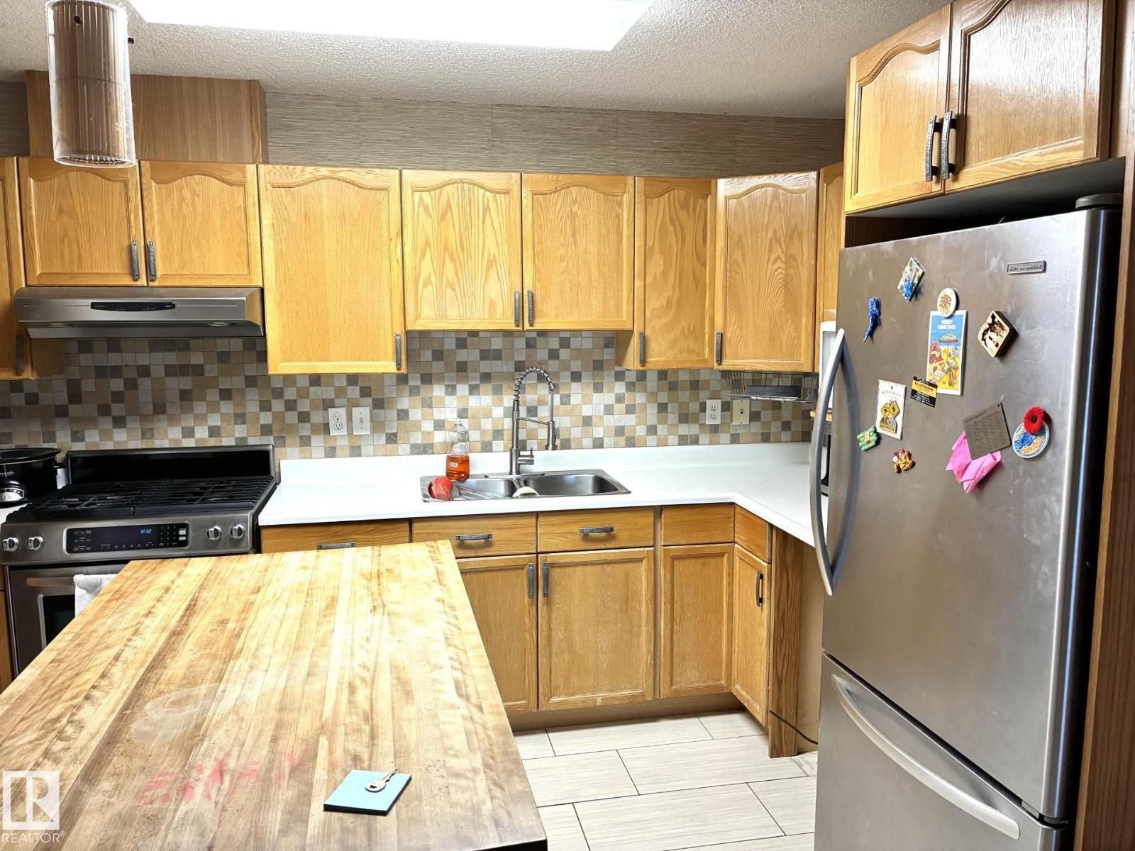 1248 48 ST NW - 15