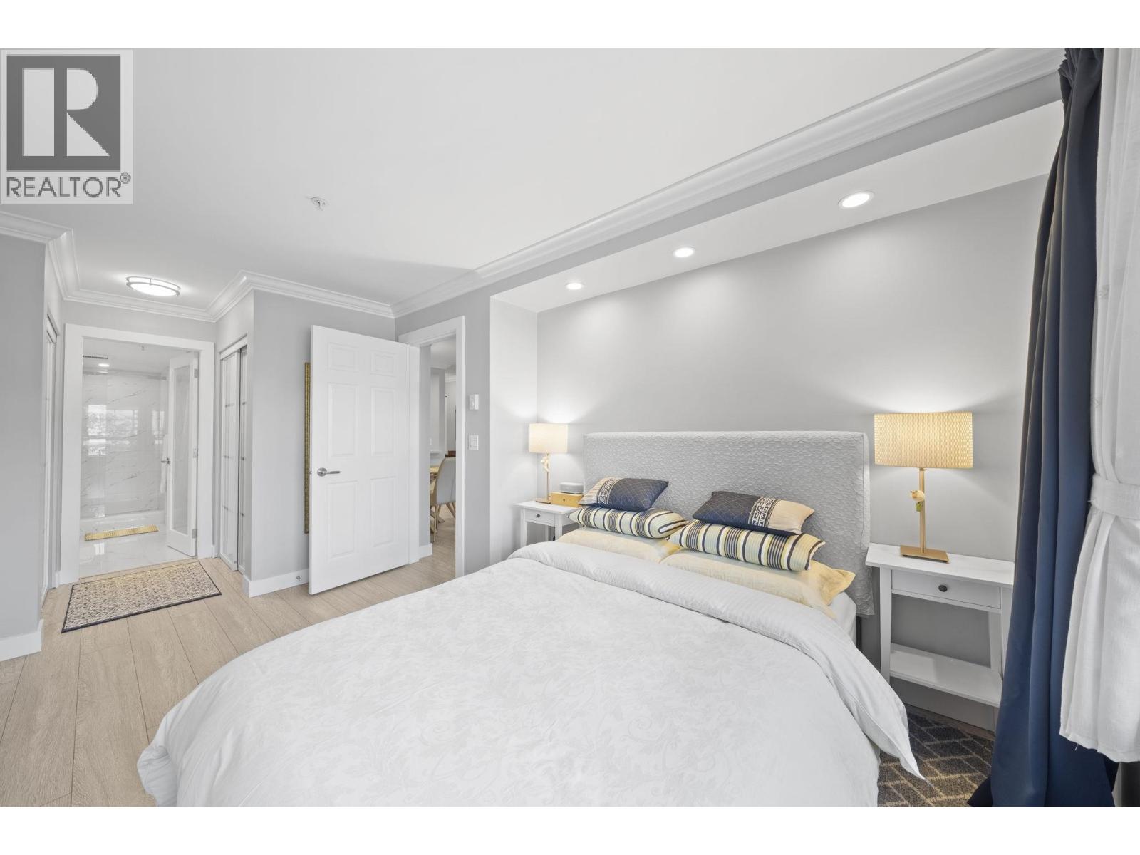 #326-5500 ANDREWS Road, Richmond
