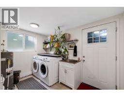 2572 The Boulevard, Squamish, BC V0N1T0 Photo 21