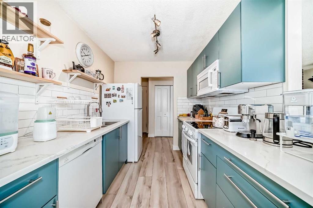 #202 520 Cedar Crescent SW - 16