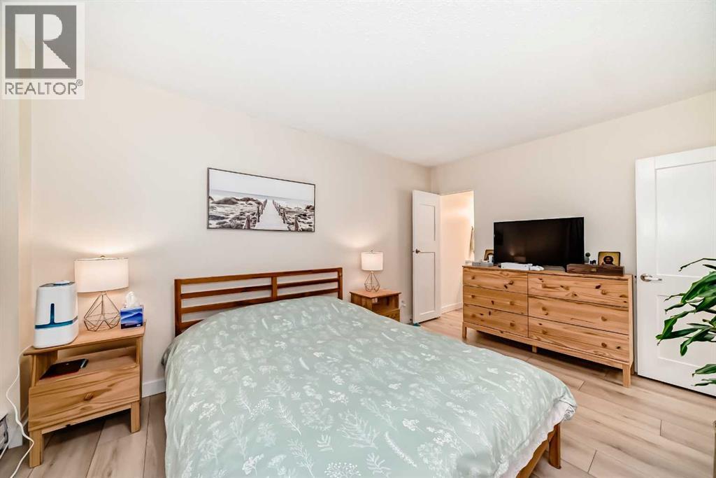 #202 520 Cedar Crescent SW - 24