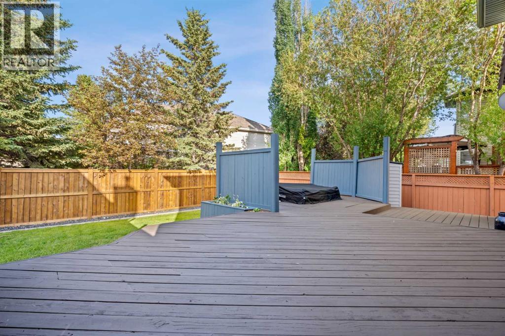 249 Mt Douglas Circle SE — photo 49