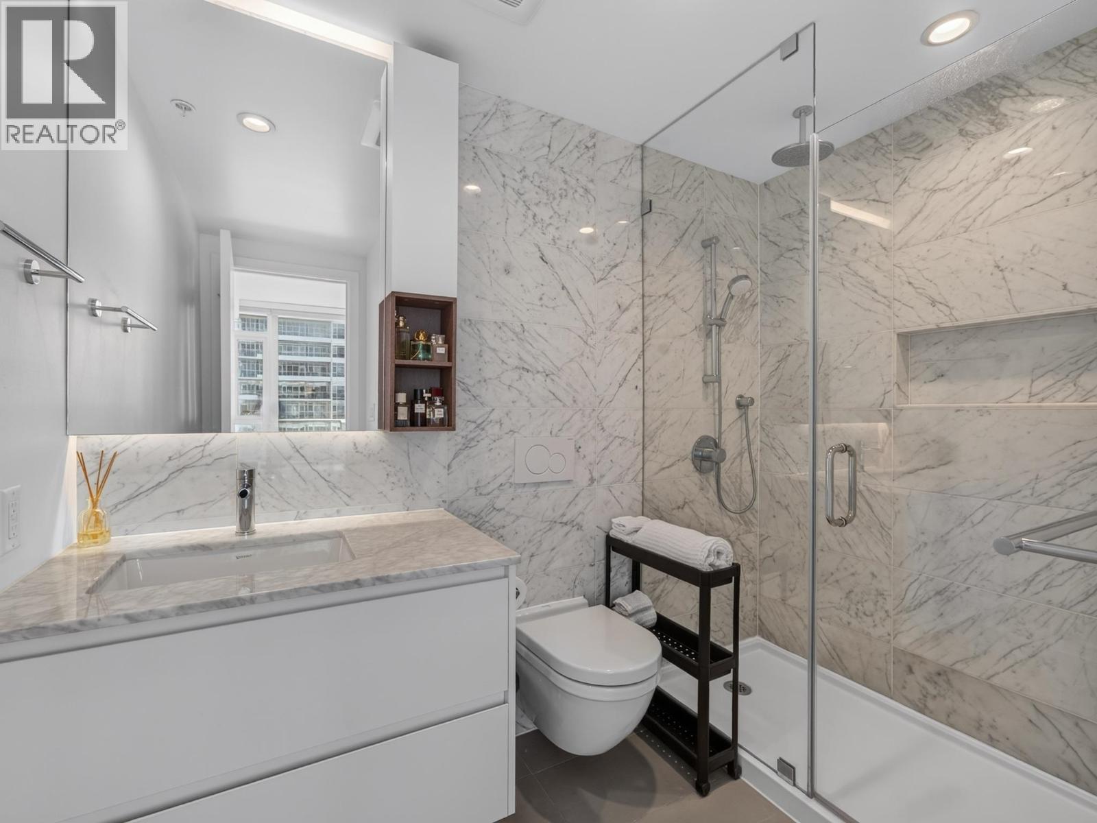 2904 6000 MCKAY AVENUE, Burnaby
