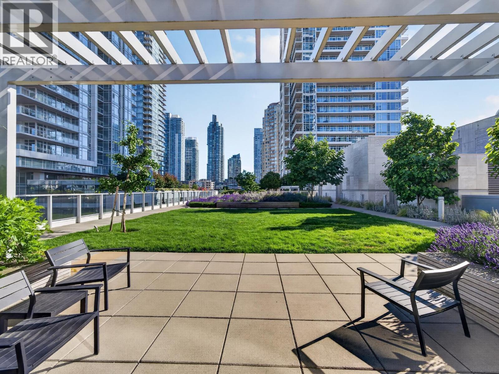 2904 6000 MCKAY AVENUE, Burnaby