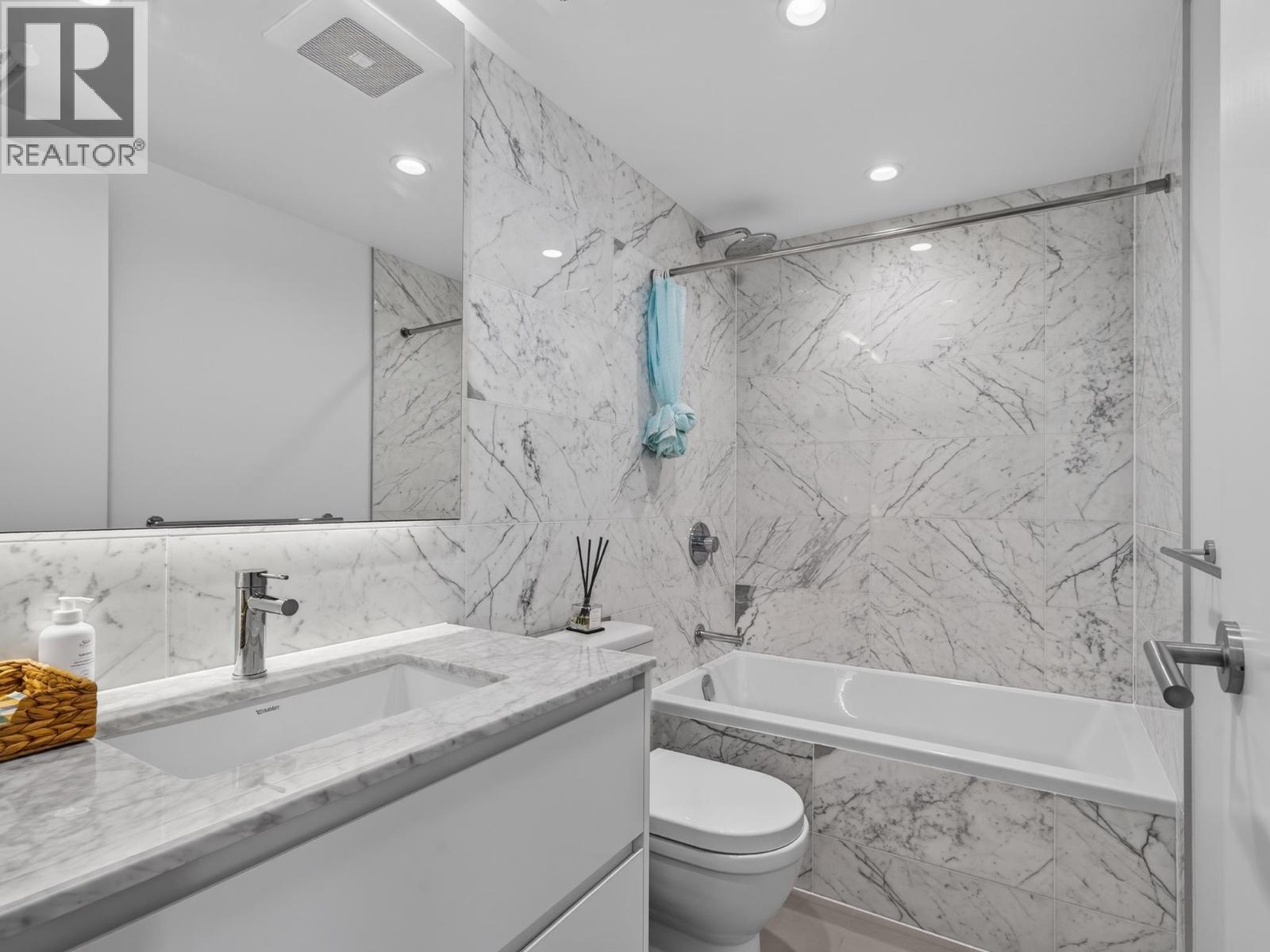 2904 6000 MCKAY AVENUE, Burnaby