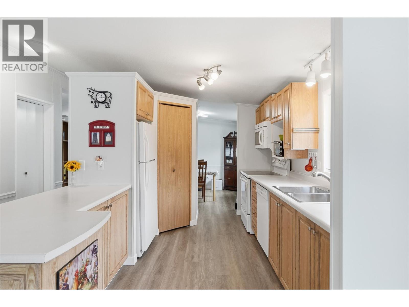 #73 1850 Shannon Lake Road - 8