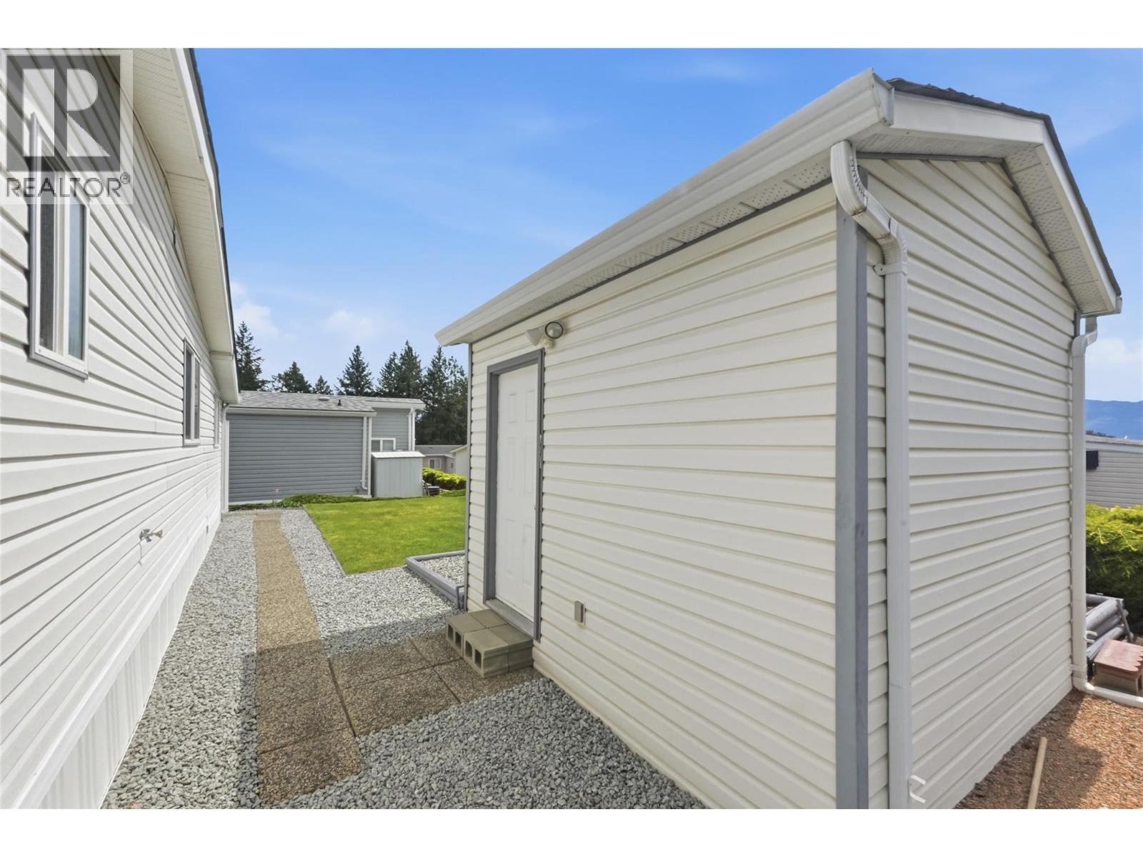 #73 1850 Shannon Lake Road - 28