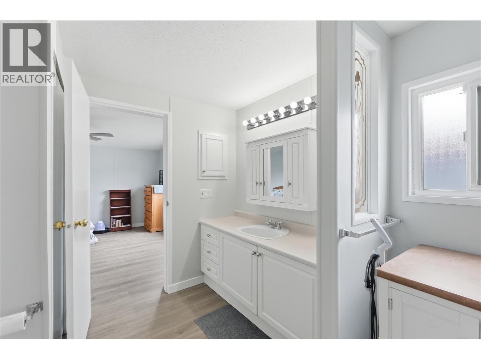 #73 1850 Shannon Lake Road - 18
