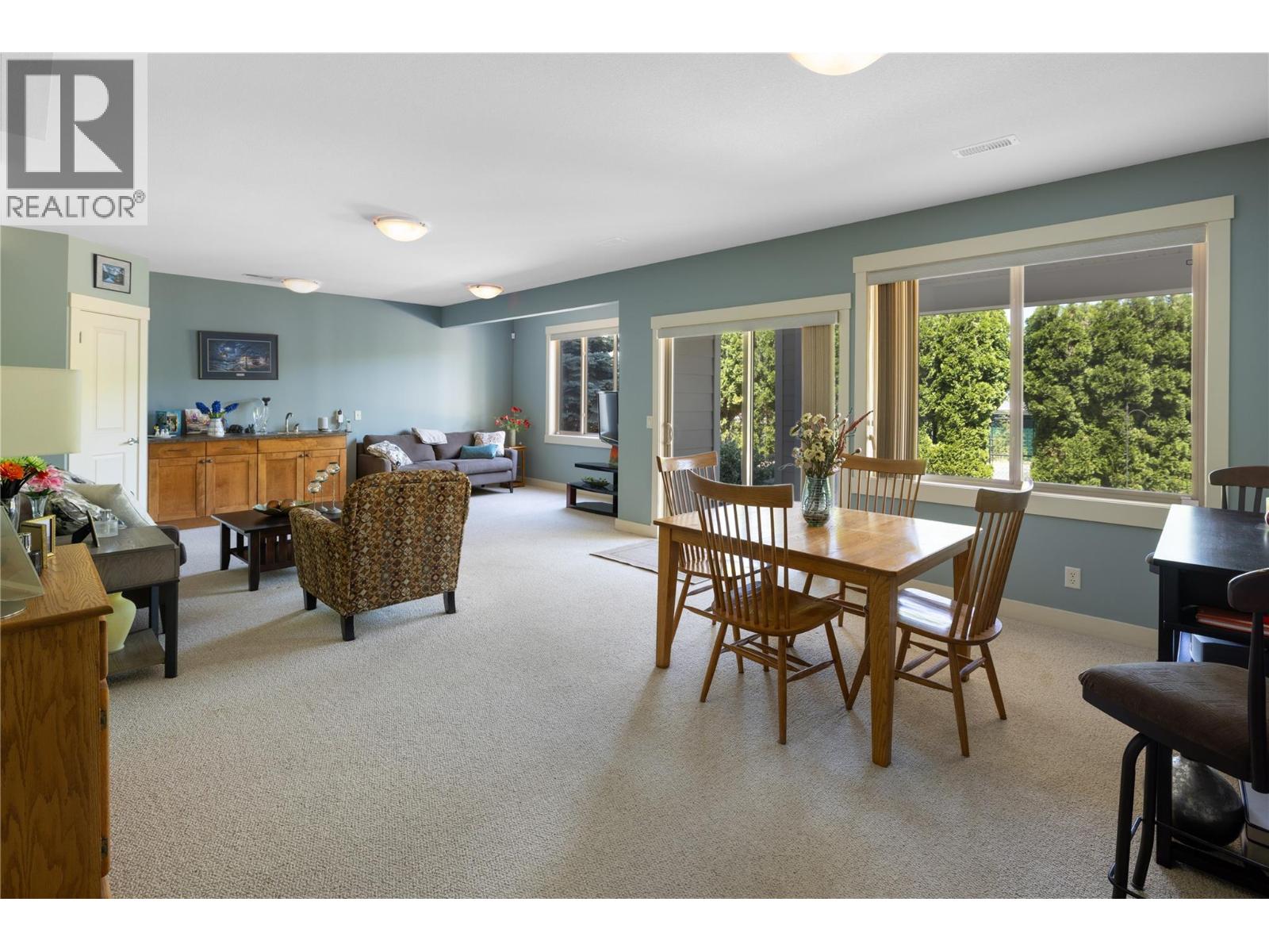  570 Gowen Place, Kelowna