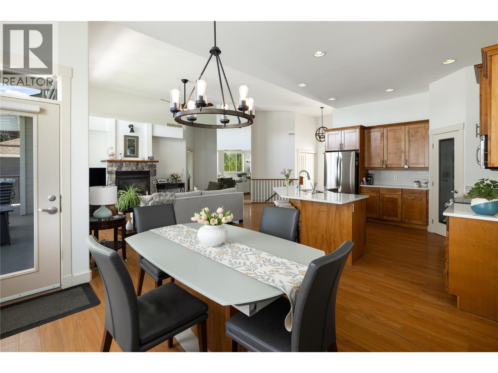  570 Gowen Place, Kelowna