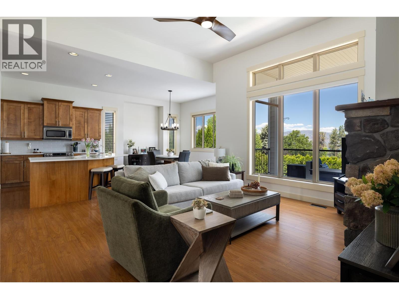  570 Gowen Place, Kelowna