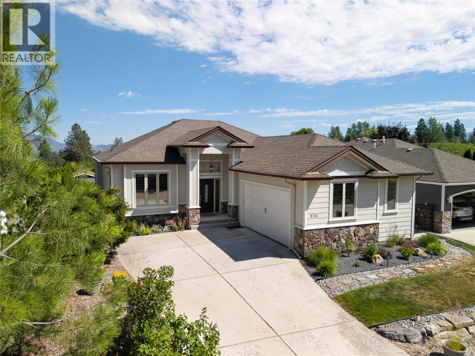 570 Gowen Place, Kelowna