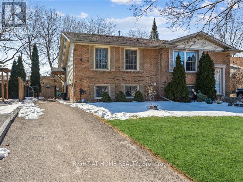 4 1/2 LEASIDE DRIVE - 1