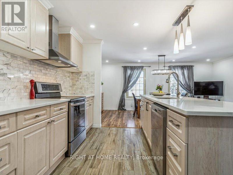 4 1/2 LEASIDE DRIVE - 4