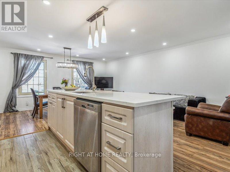 4 1/2 LEASIDE DRIVE - 5