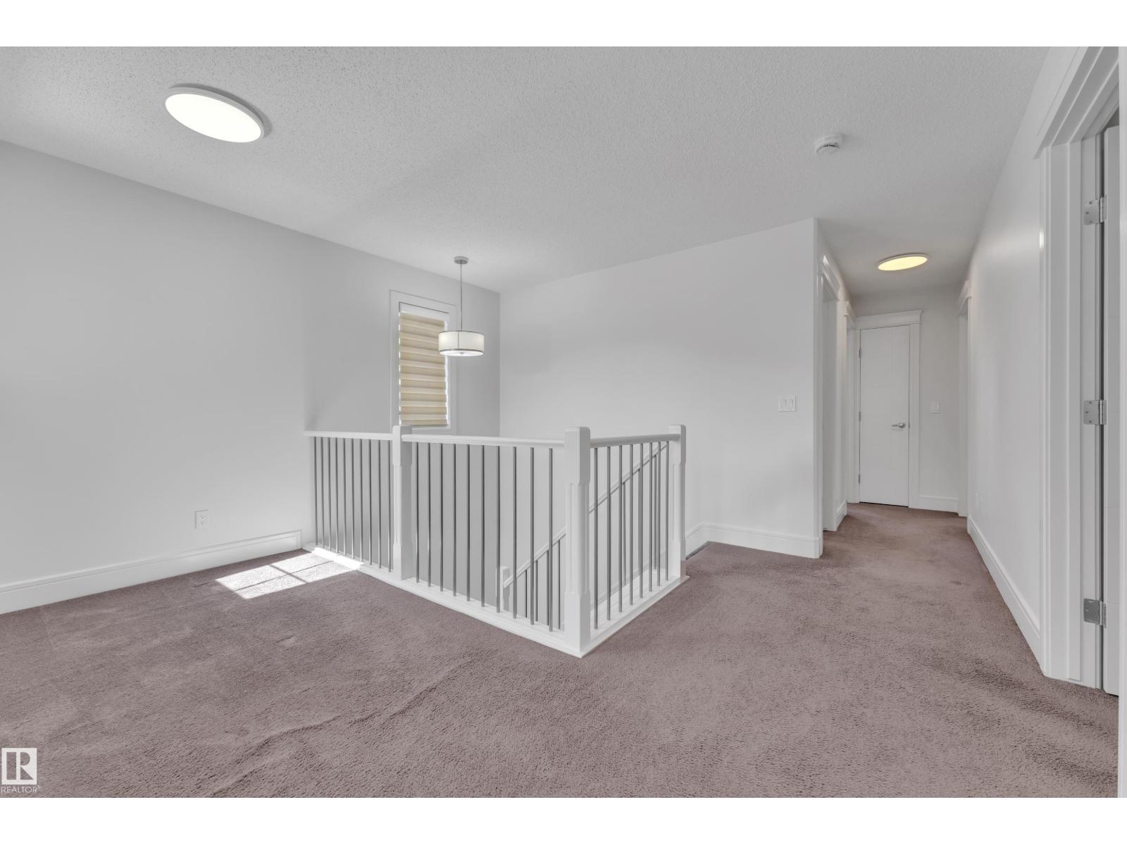 6156 11 AV SW - 20