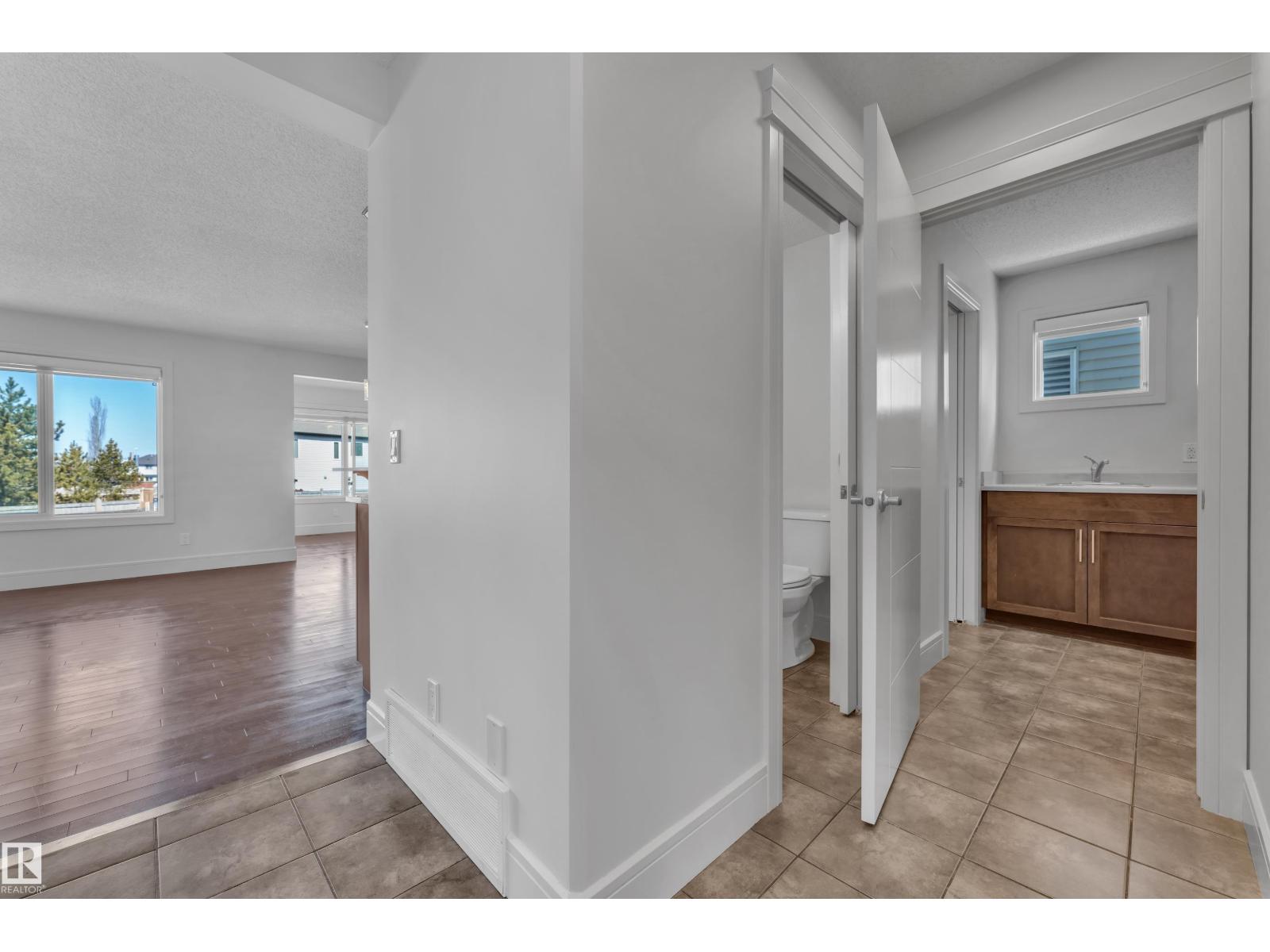 6156 11 AV SW - 6