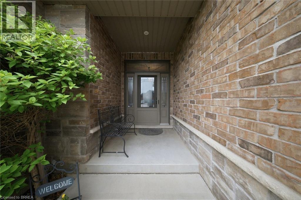 5-bedroom home for sale at 75 DRIFTWOOD Drive, Simcoe ON · photo 4 of 51